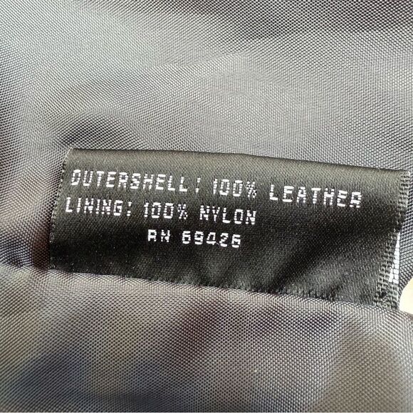 Wilsons Leather Men's Black Vest Button Front Size XL Extra Large - Picture 8 of 9